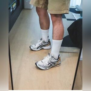 ASICS Gel-Kayano  Men's US 9.5 / Women's US‎ 11 Running Shoes White Gold Silver